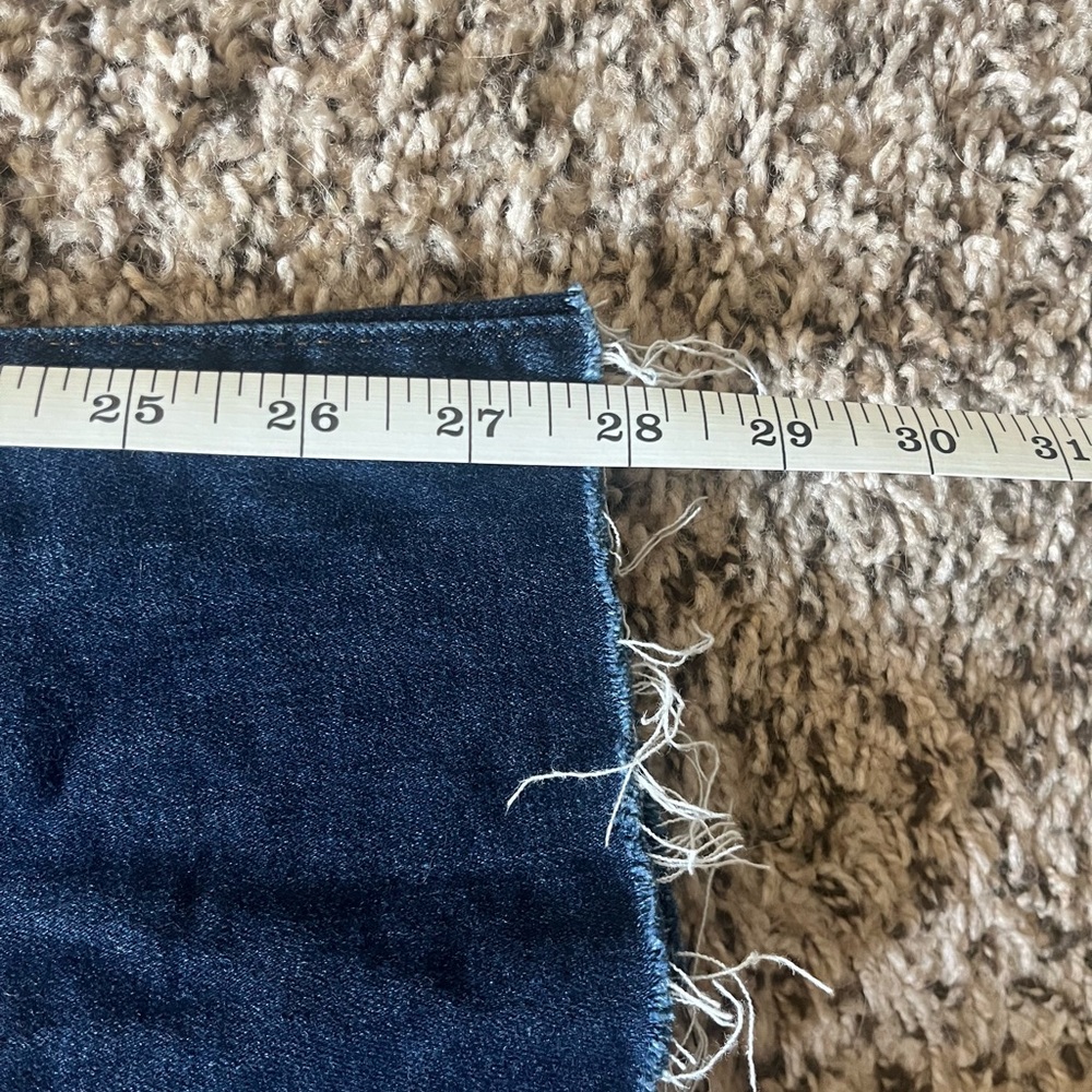 Levi’s 724 High Rise Straight Jeans in Chelsea Hour - Dark Indigo - Picture 5 of 5